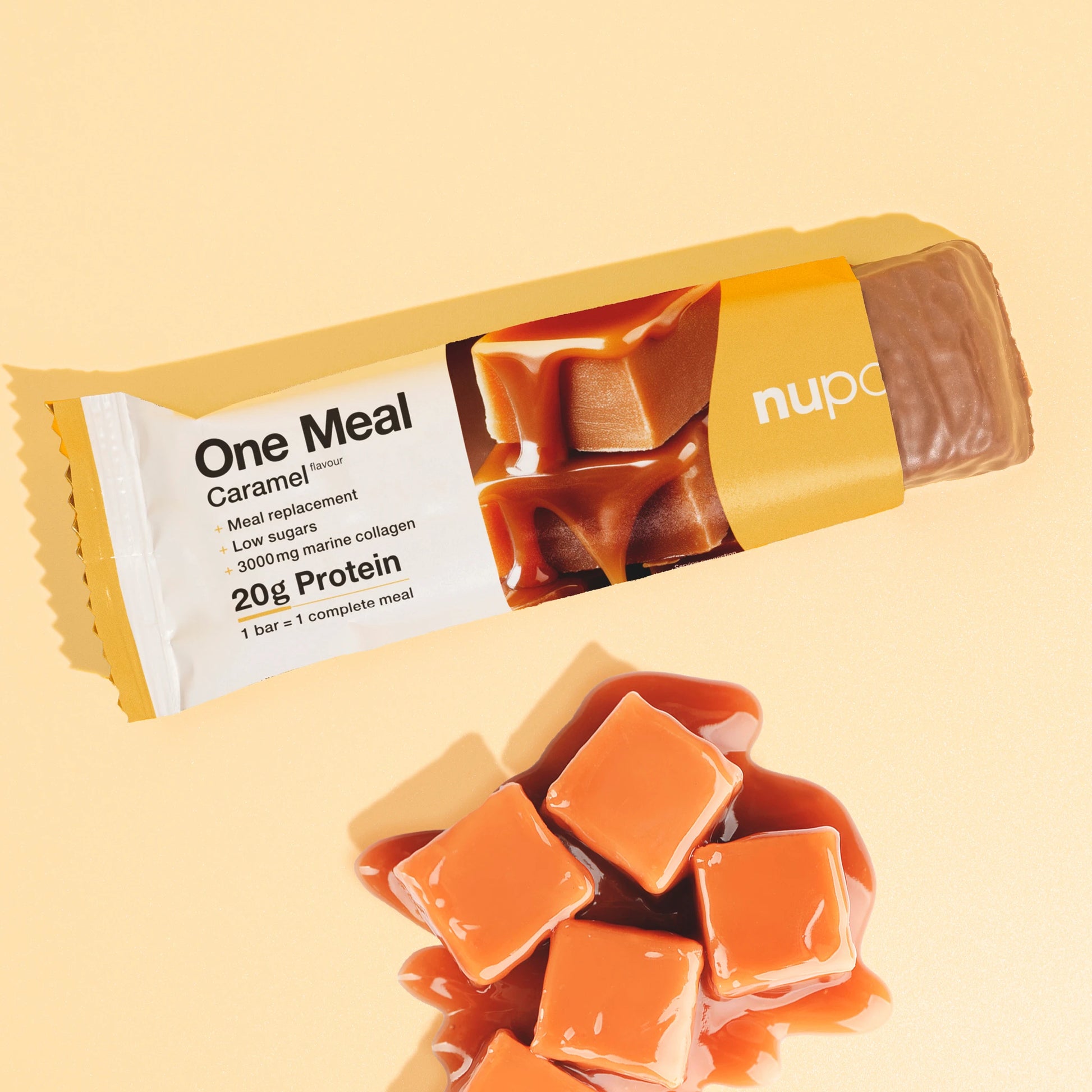 Nupo One Meal Bar Caramel knækket bar close-up