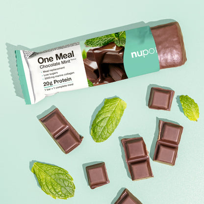 Nupo One Meal Bar Chocolate Mint knækket bar close-up
