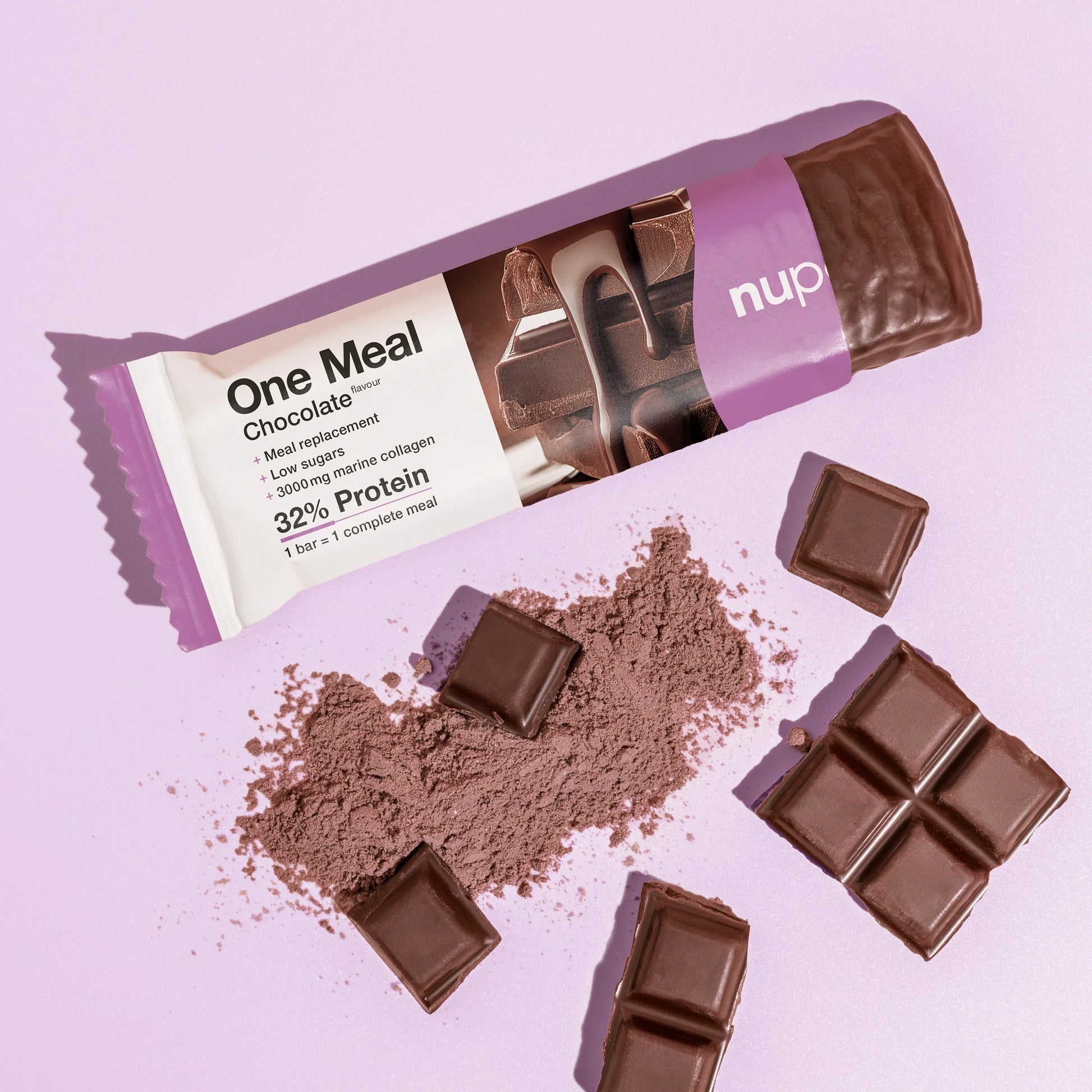 Nupo One Meal Bar Chocolate knækket bar close-up